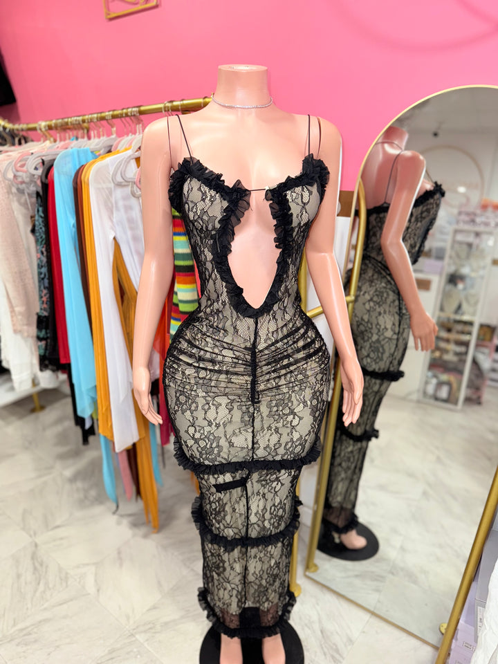 Dahlia Lace Maxi Dress