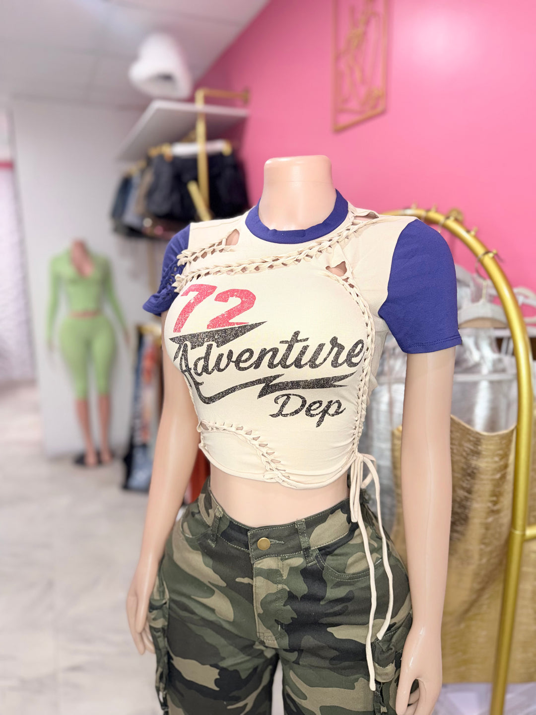 Adventure Dep Cropped Tee