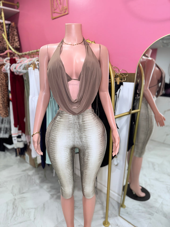 Snakeskin Print Capri Leggings