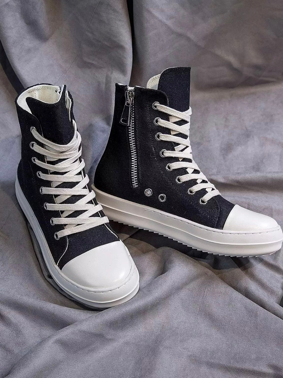 Rick Canvas Lace Up Sneaker